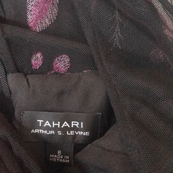 Tahari sleeveless midi dress with colorful fabric - Picture 6 of 7